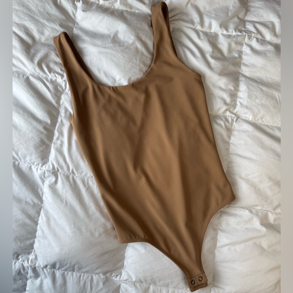 Express Tan Beige Bodysuit XS